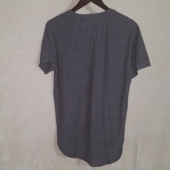 *SOLD*PacSun Gray T - Picture 3 of 4